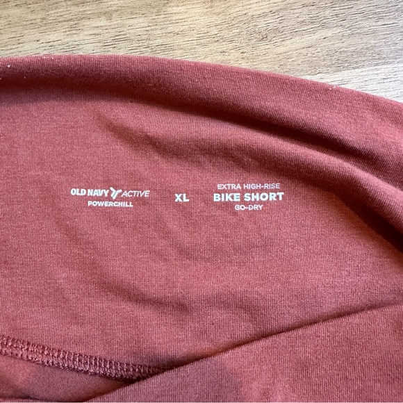 OLD NAVY Cross Waist Bike Shorts Size XL - Picture 5 of 5